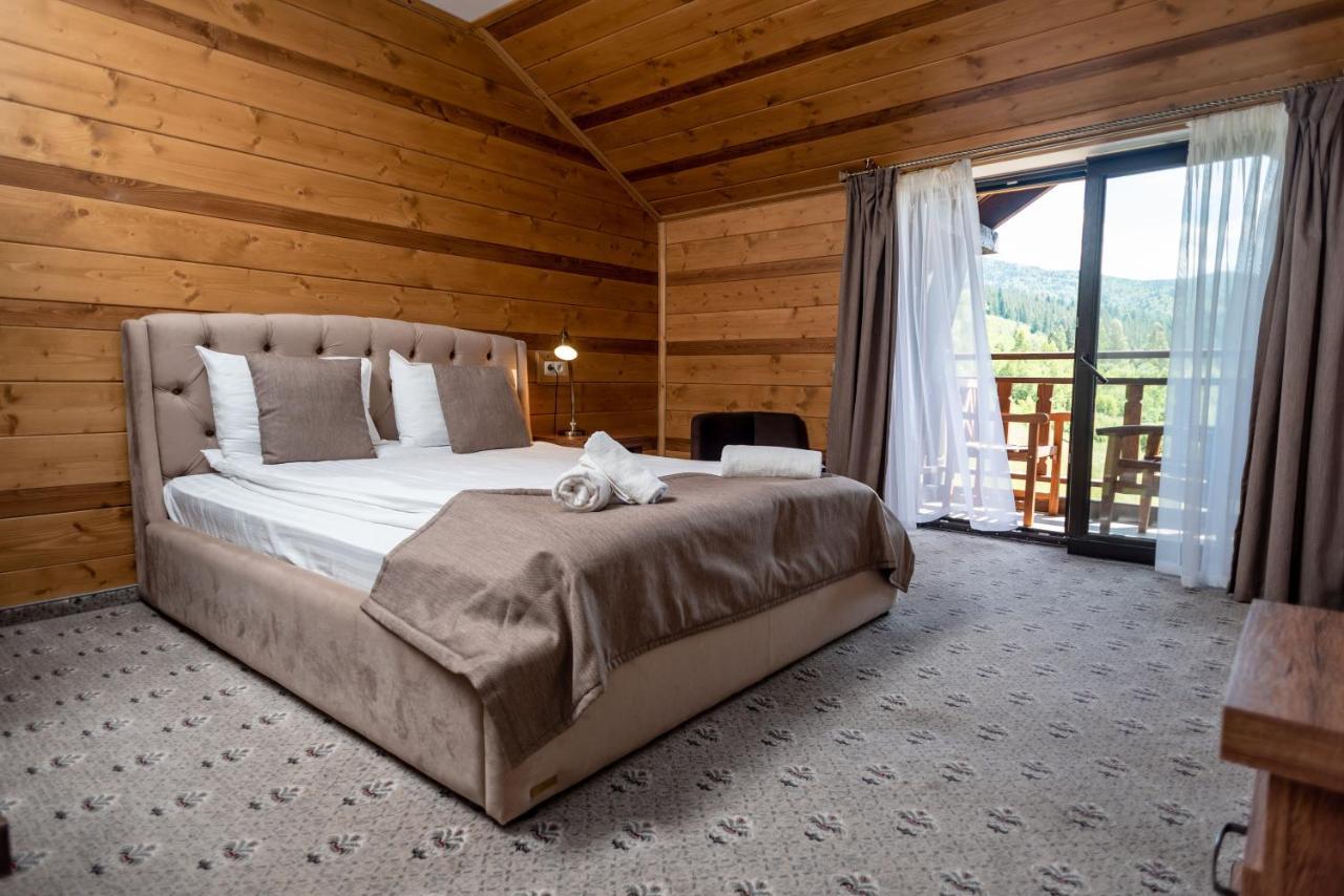 Residence Chalet & Nesh Tatariv Luaran gambar