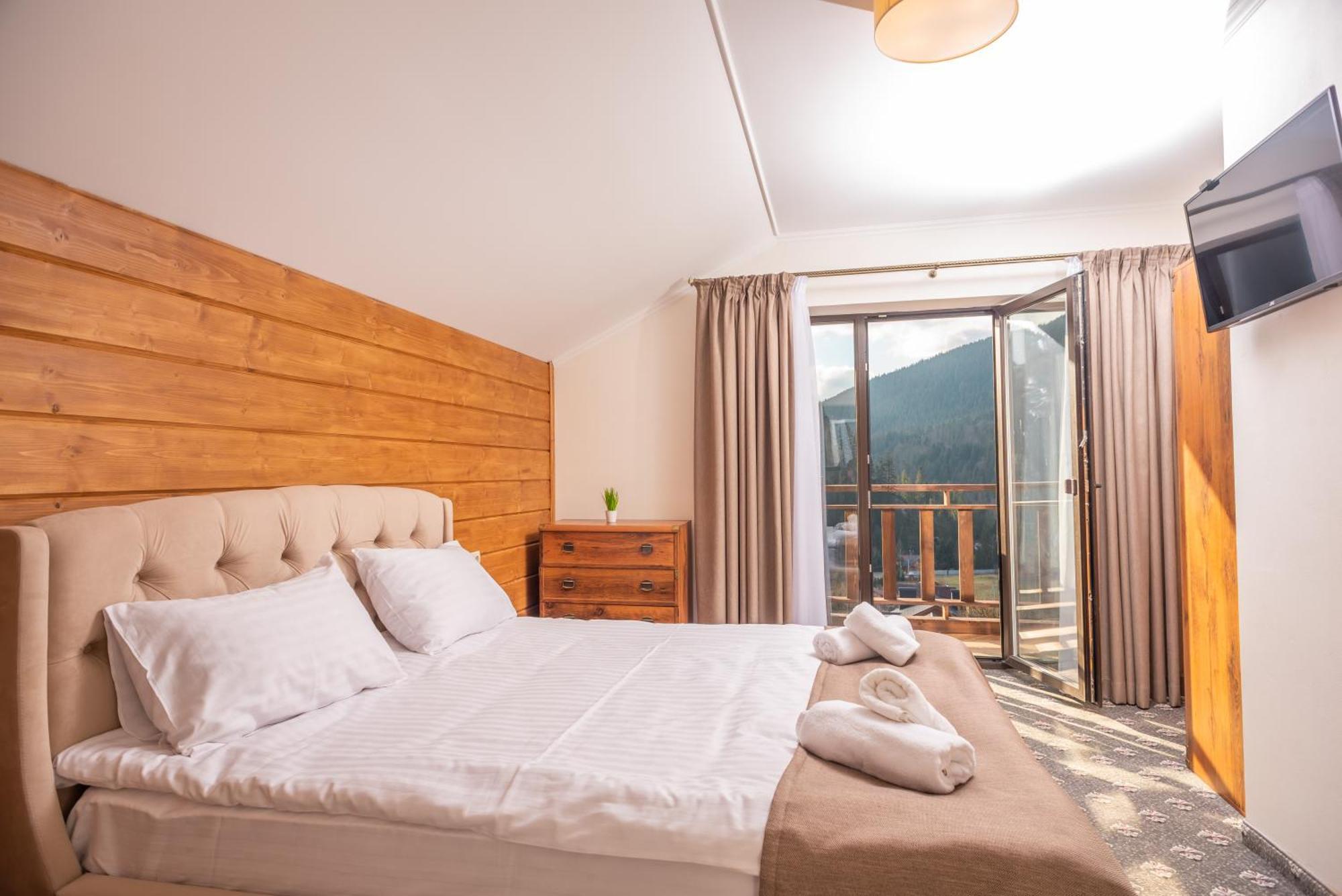 Residence Chalet & Nesh Tatariv Luaran gambar