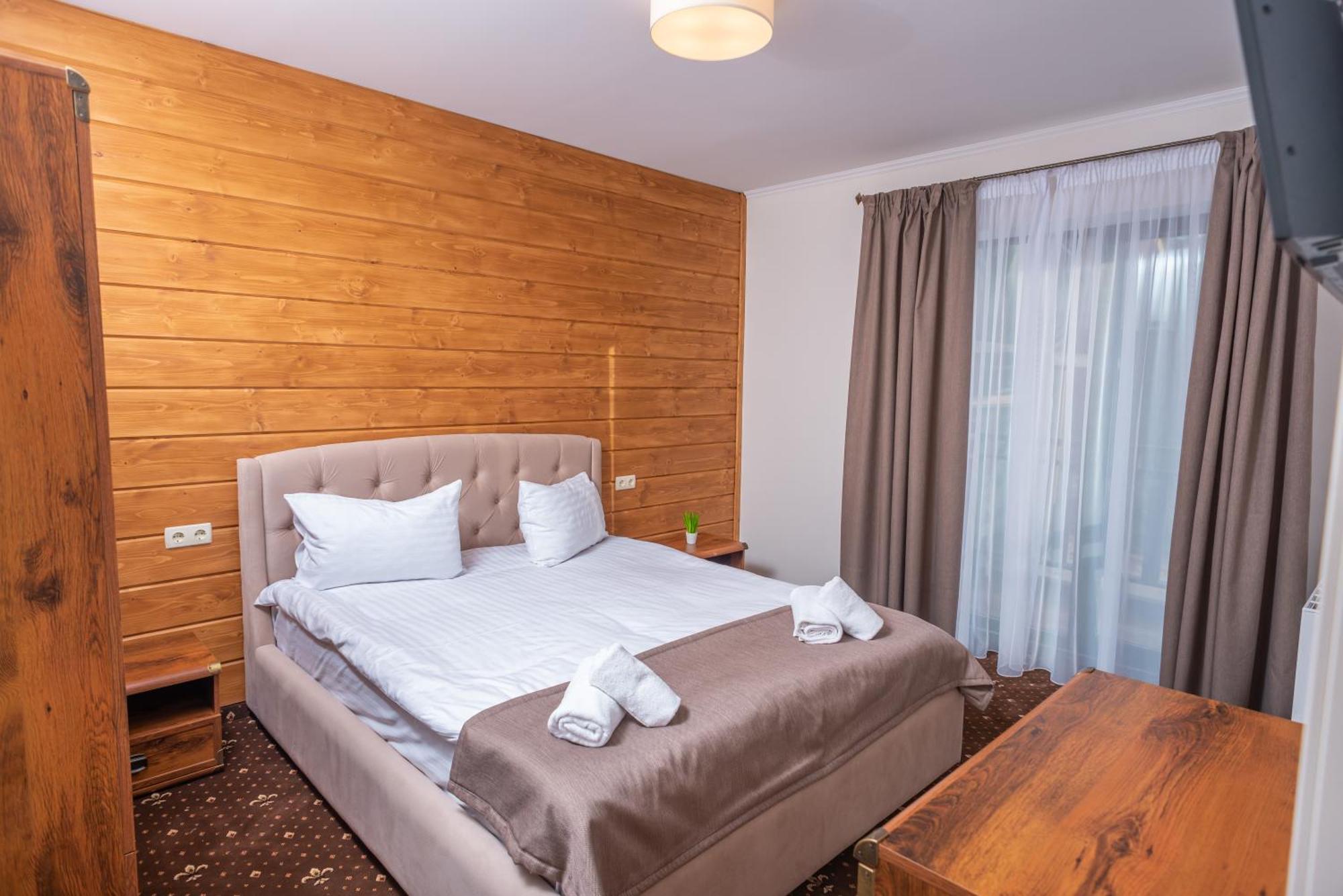 Residence Chalet & Nesh Tatariv Luaran gambar